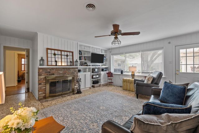 9102 Timberside Drive, Houston, TX 77025