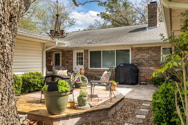 9102 Timberside Drive, Houston, TX 77025