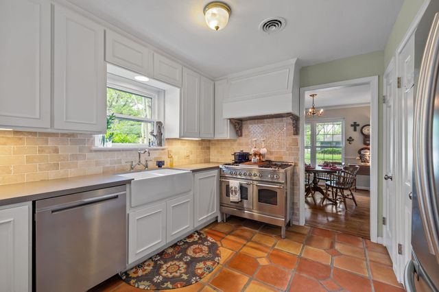 9102 Timberside Drive, Houston, TX 77025