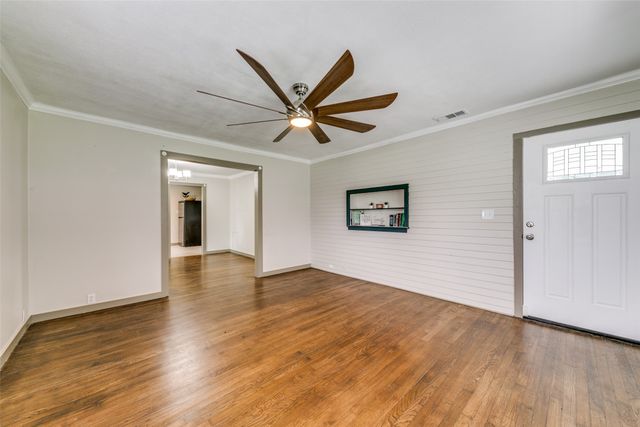 5610 Lyons Road, Garland, TX 75043