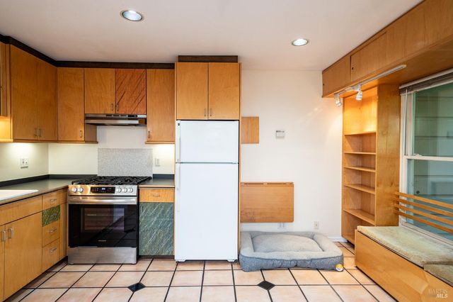 432 8th St, Santa Rosa, CA 95401