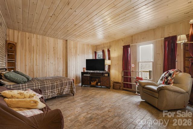 197, 199, 201 Roland Hill Road, Burnsville, NC 28714