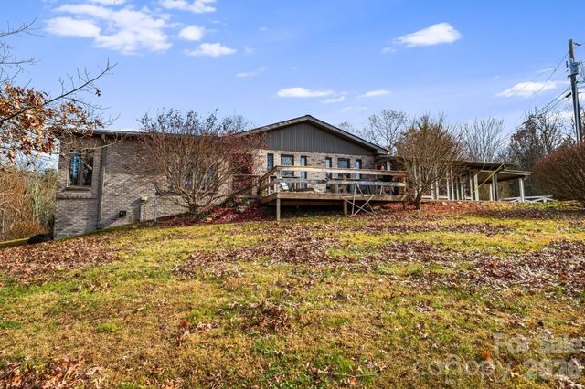 197, 199, 201 Roland Hill Road, Burnsville, NC 28714