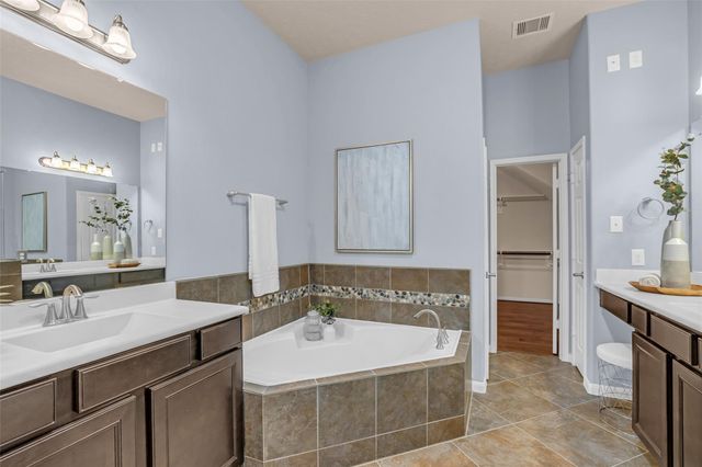 17809 Arapaho Hill Lane, Humble, TX 77346