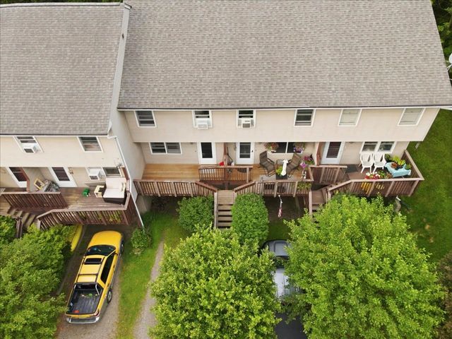93 East Main Street, Richmond, VT 05477