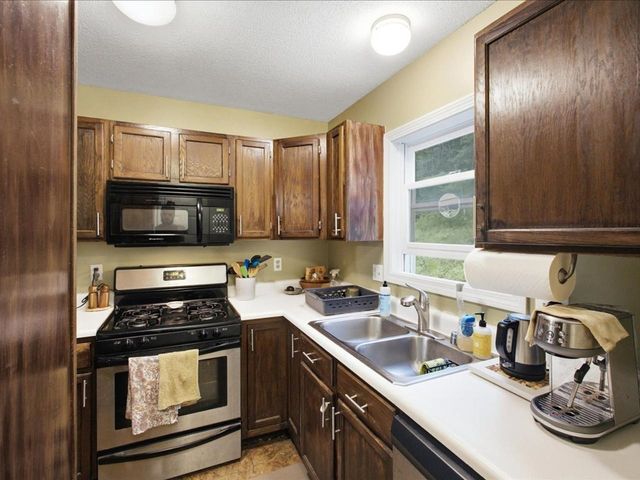 93 East Main Street, Richmond, VT 05477