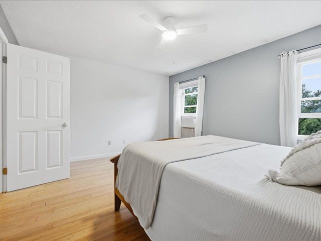 93 East Main Street, Richmond, VT 05477