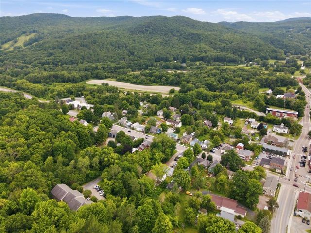 93 East Main Street, Richmond, VT 05477