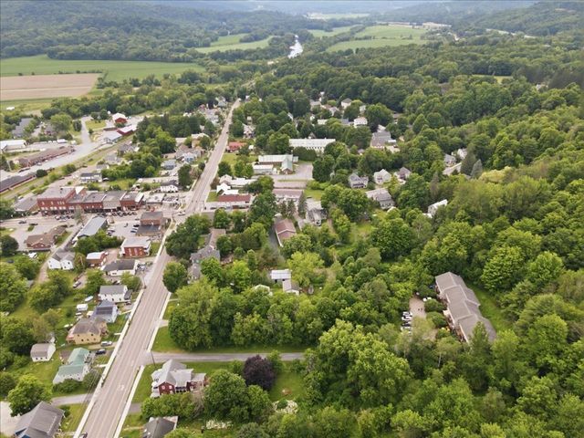 93 East Main Street, Richmond, VT 05477