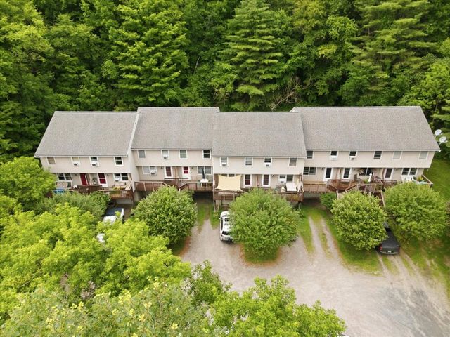 93 East Main Street, Richmond, VT 05477