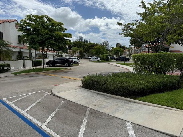 11749 Terra Bella Boulevard, Plantation, FL 33325