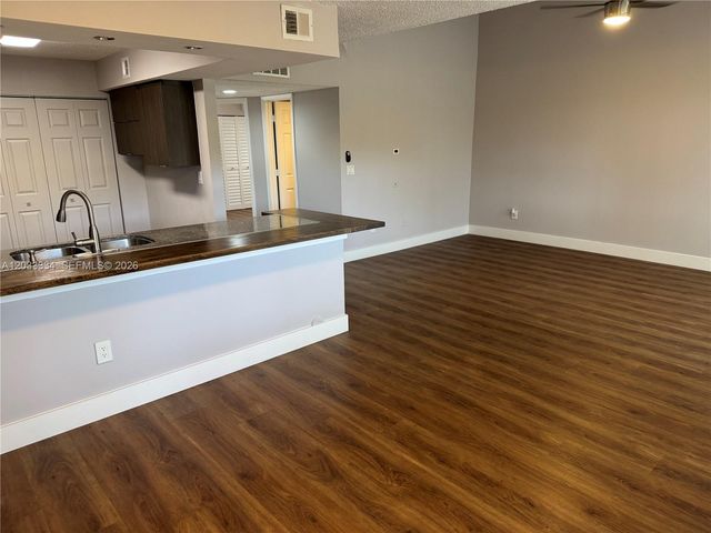 11749 Terra Bella Boulevard, Plantation, FL 33325