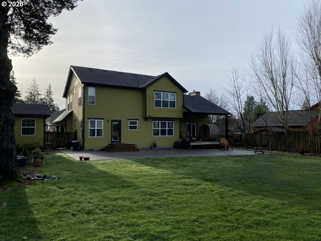 36468 RIVER POINT Dr, Astoria, OR 97103