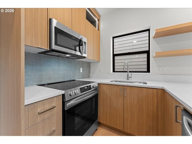 7880 Se 70th Ave, Portland, OR 97206