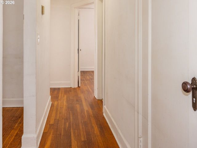 8005 Se MALDEN St, Portland, OR 97206