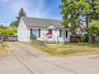 8005 Se MALDEN St, Portland, OR 97206