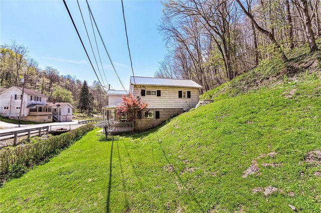 635 State Route 981, South Huntingdon, PA 15479