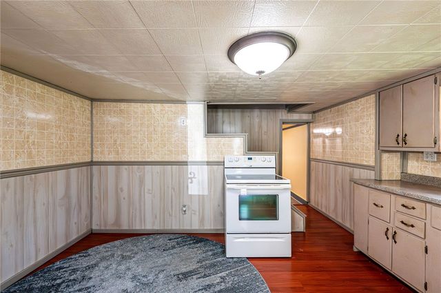 635 State Route 981, South Huntingdon, PA 15479