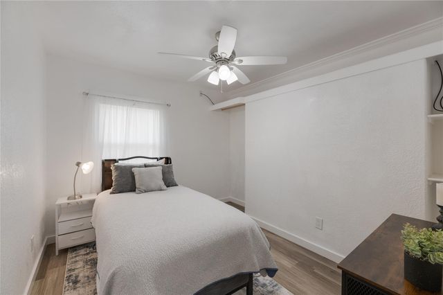 445 W Vaughan ST, Bertram, TX 78605