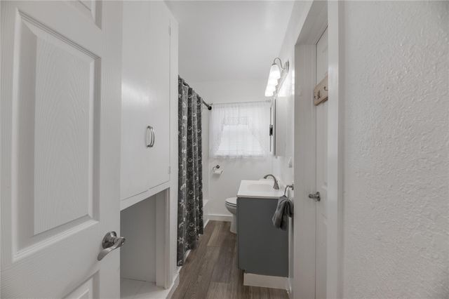 445 W Vaughan ST, Bertram, TX 78605