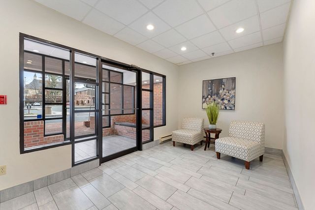 31 Spring St 308, Watertown, MA 02472