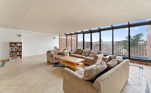 31 Spring St 308, Watertown, MA 02472