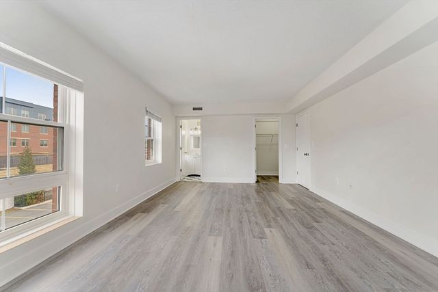 31 Spring St 308, Watertown, MA 02472