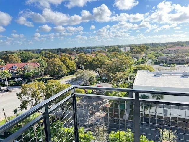 9000 Ramblewood Dr 717, Coral Springs, FL 33071