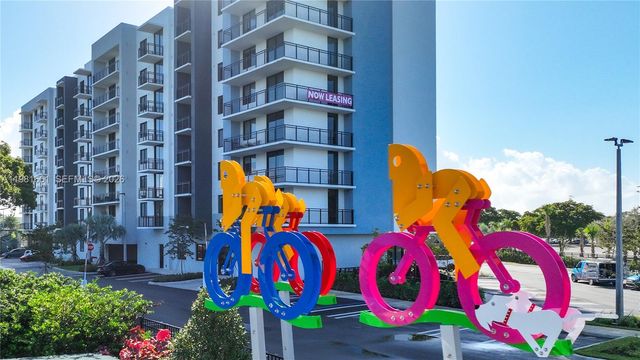 9000 Ramblewood Dr 717, Coral Springs, FL 33071