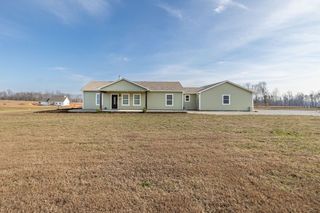 198 Beartown Rd, Loretto, TN 38469