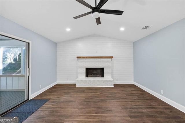 102 Mackqueen Drive, Brunswick, GA 31525