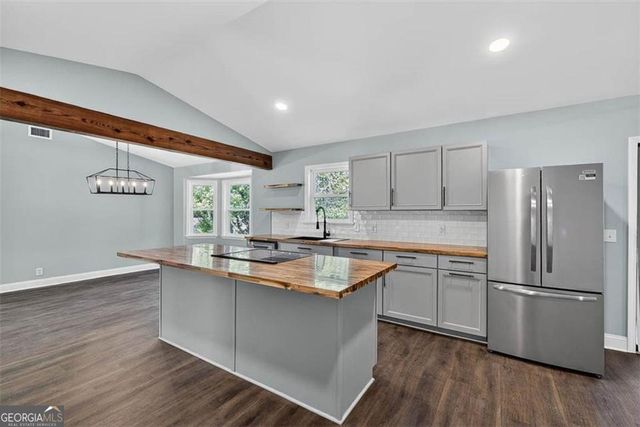 102 Mackqueen Drive, Brunswick, GA 31525