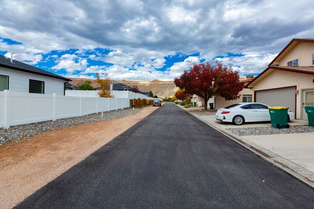 872 Montclair Drive, Palisade, CO 81526