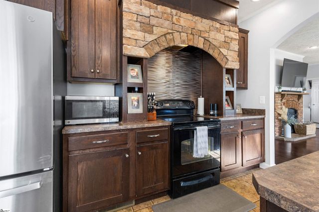 151 Lesley Road, Pelzer, SC 29669