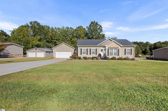 151 Lesley Road, Pelzer, SC 29669
