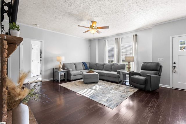 151 Lesley Road, Pelzer, SC 29669