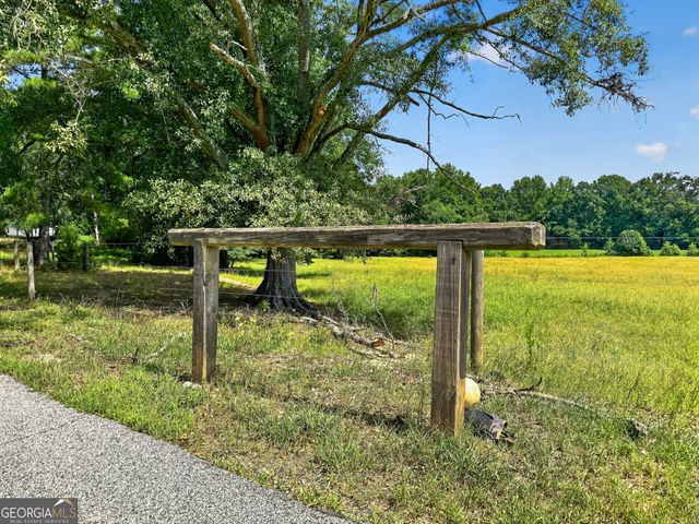 2614 Locust Grove Rd, Griffin, GA 30223