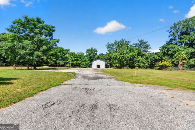 2614 Locust Grove Rd, Griffin, GA 30223