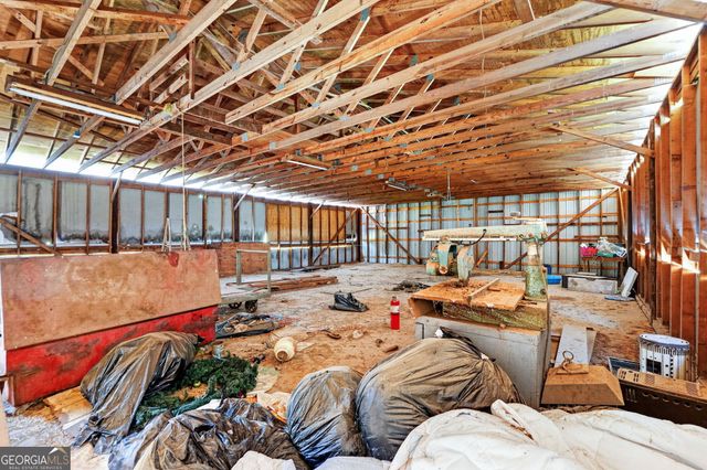2614 Locust Grove Rd, Griffin, GA 30223