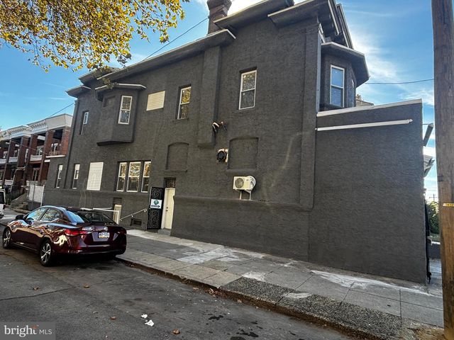 901 S 60TH ST, Philadelphia, PA 19143