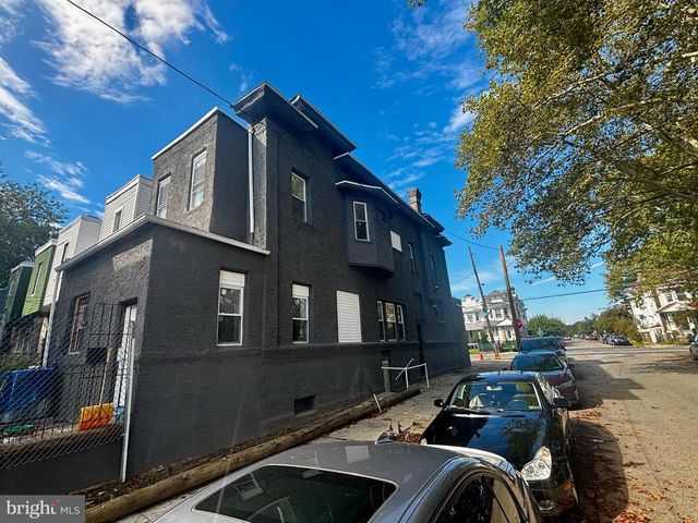 901 S 60TH ST, Philadelphia, PA 19143