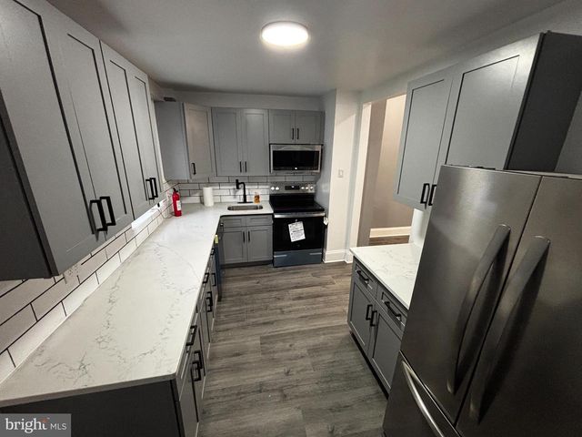 901 S 60TH ST, Philadelphia, PA 19143