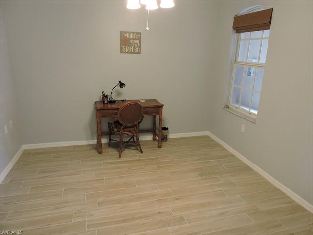 3385 Grand Cypress DR # 101, Naples, FL 34119