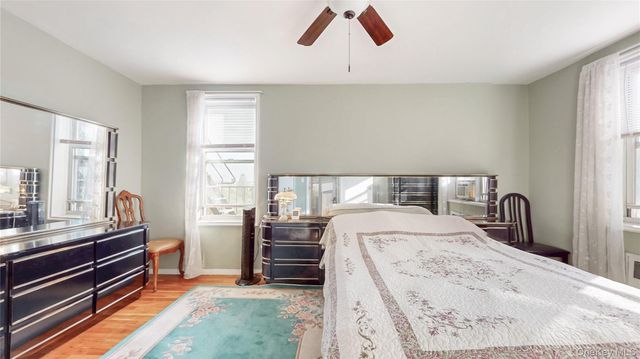 67-40 Booth Street 4O, Forest Hills, NY 11375