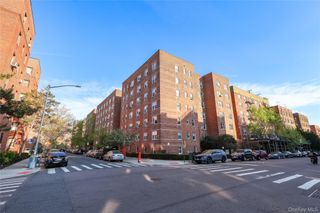 67-40 Booth Street 4O, Forest Hills, NY 11375