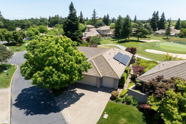 9516 Golf Course Ln, Elk Grove, CA 95758