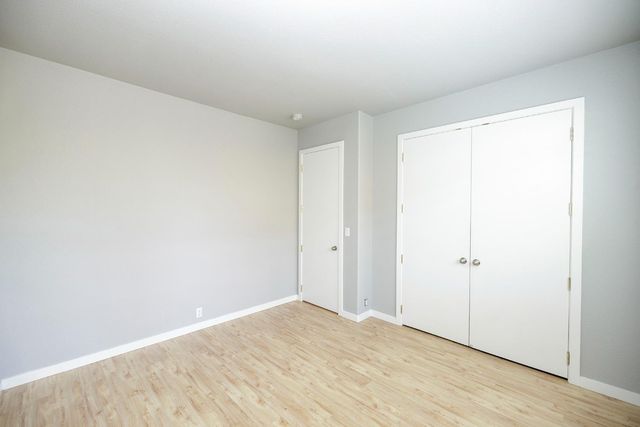 9516 Golf Course Ln, Elk Grove, CA 95758