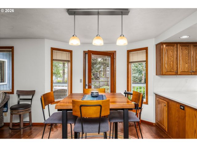 2673 GARFIELD St, Eugene, OR 97405