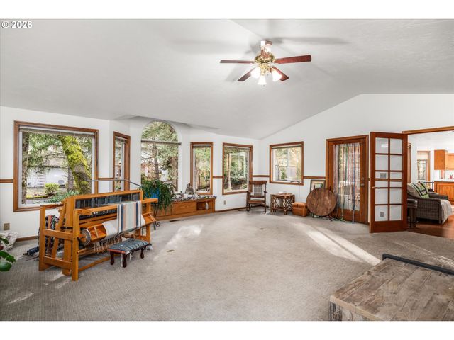 2673 GARFIELD St, Eugene, OR 97405