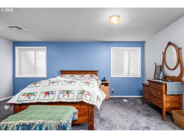 2673 GARFIELD St, Eugene, OR 97405